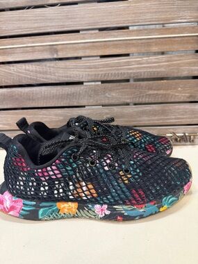 NOBULL Mesh Runner Black Floral Multi-Color Women's Size 8 Training Sneakers